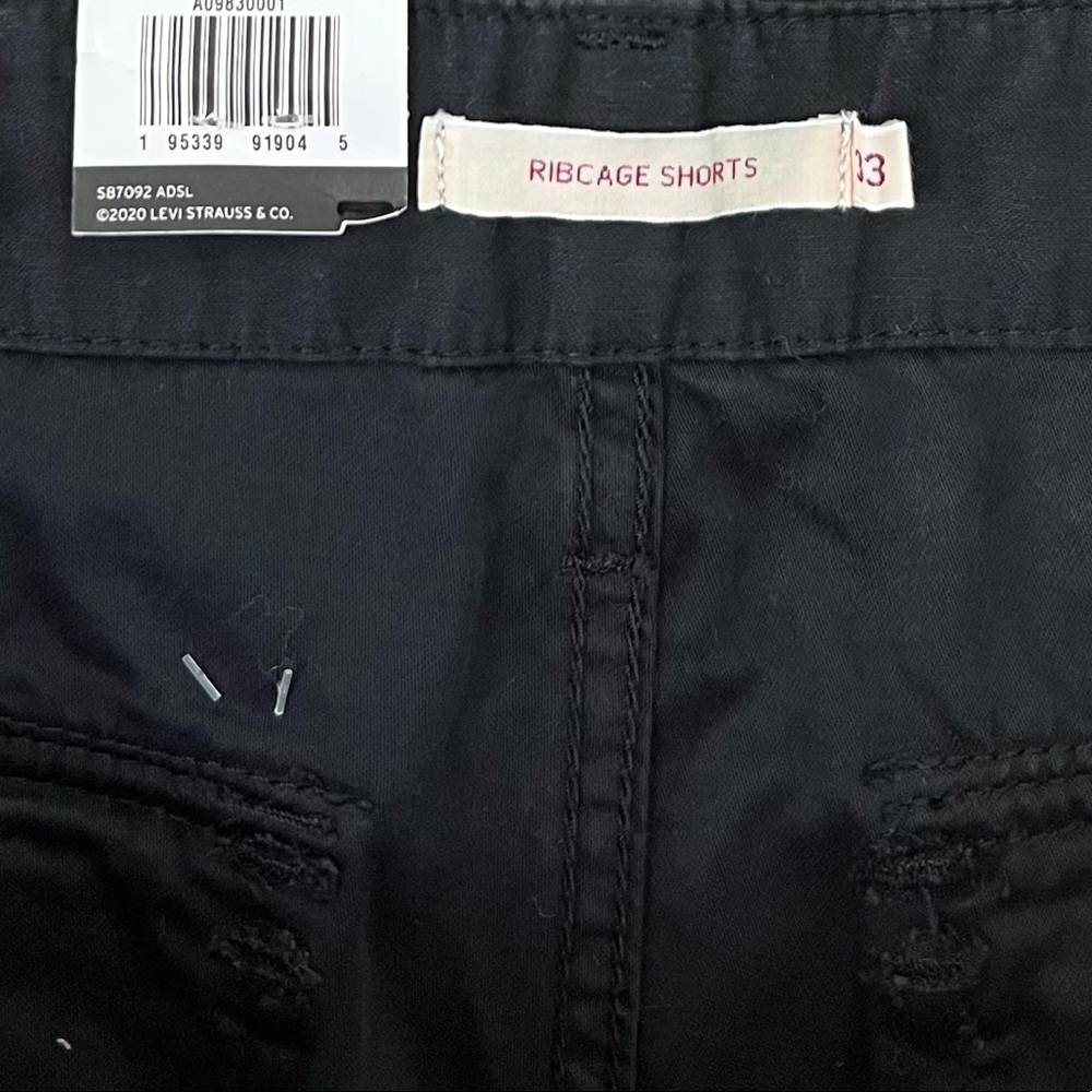 NWT Levi’s Ribcage High Waist Utility Shorts In Washed Black - Picture 6 of 9